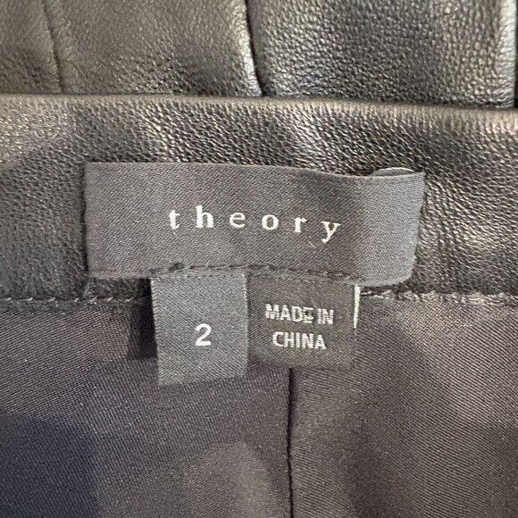 Theory 100% Lambs Leather Pleated Mini Skirt Women's Size 2 in Black - Picture 4 of 7